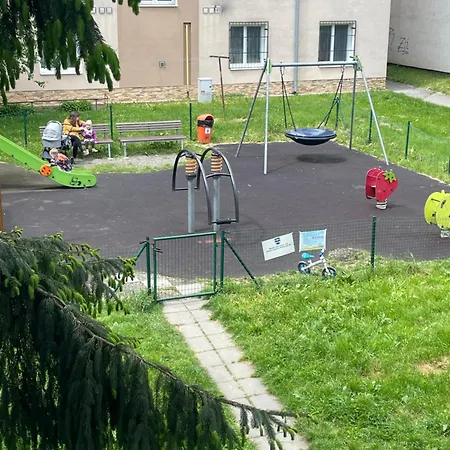 Apartamento Bulharská Trojizbový